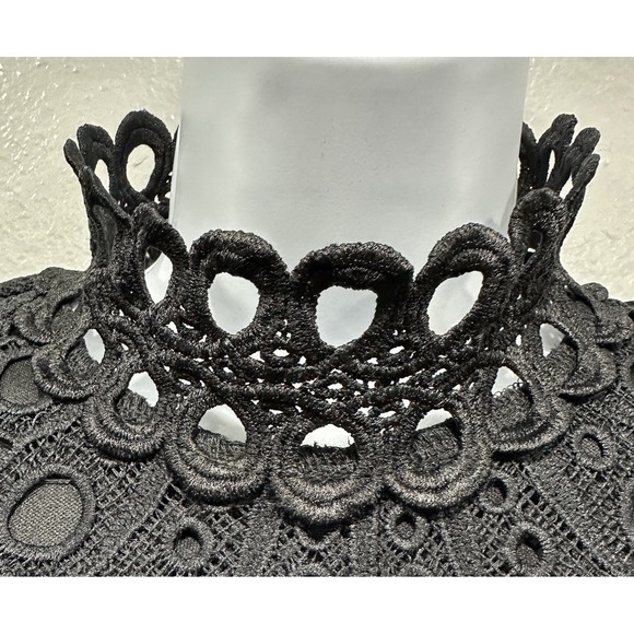 PrettyLittleThing Midi Dress Womens 8 Black Eyelet Crochet Zip Long Sleeves NWT - Picture 4 of 16